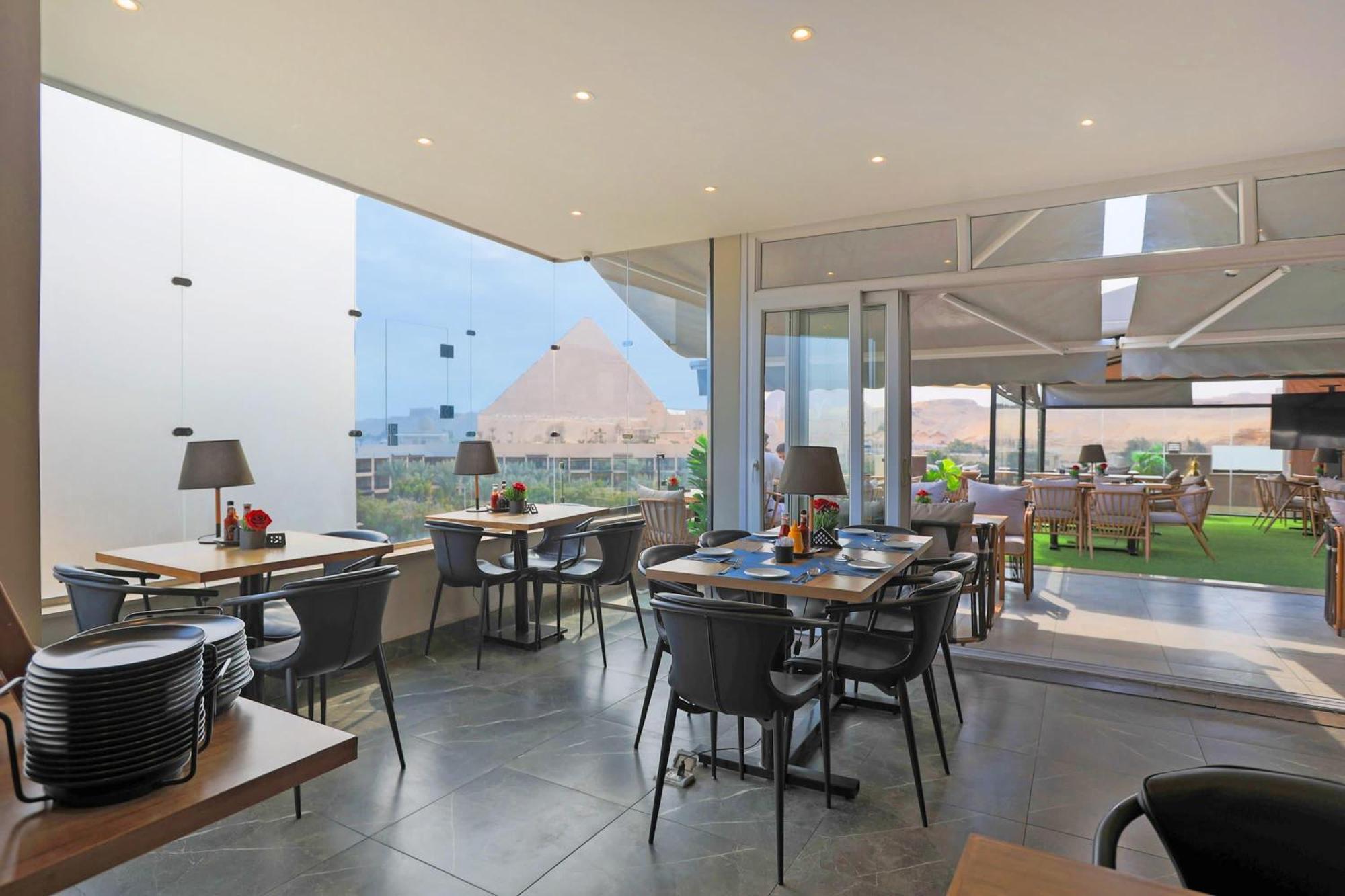 Nozol Pyramids Hotel And Spa Kafrat al Jabal Экстерьер фото